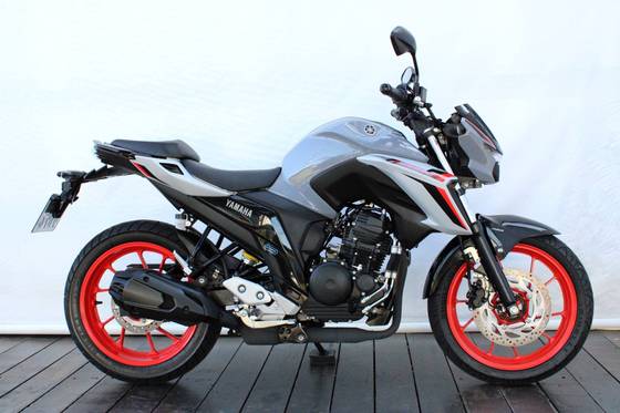 YAMAHA FZ25 FAZER CONNECTED ABS 